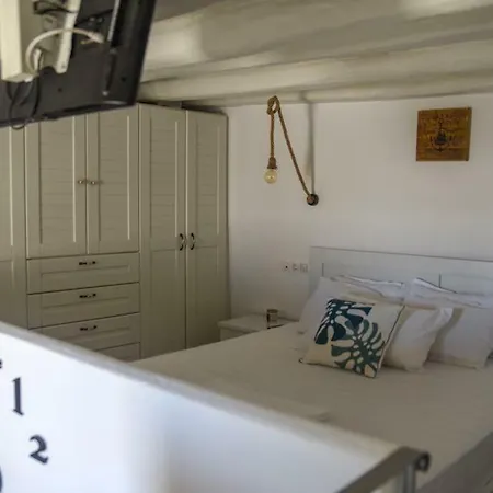 Apartment Melatio Old Castle Naxos City